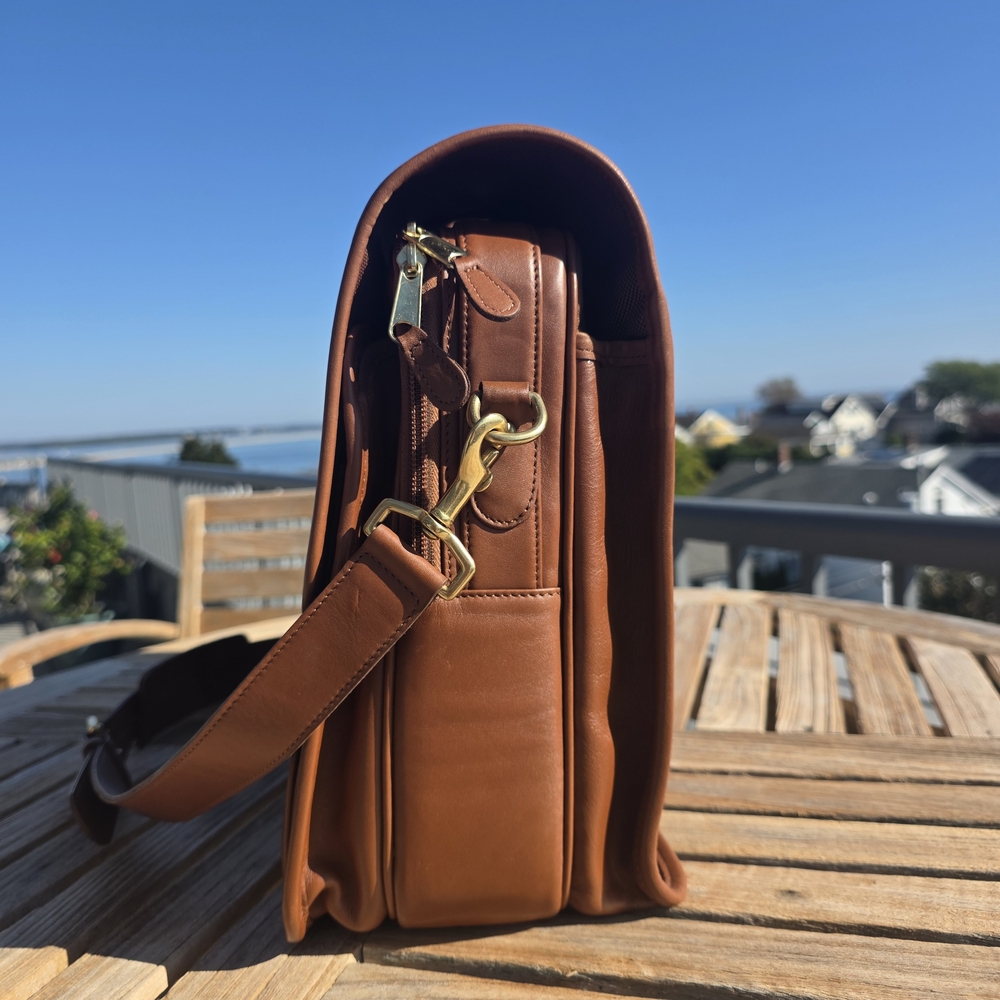 NEW, Vintage Coach, Organizer Brief - Picture 8 of 16